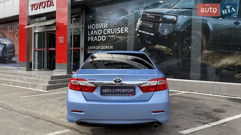 Седан Toyota Camry 2012 в Одессе