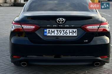 Седан Toyota Camry 2020 в Киеве
