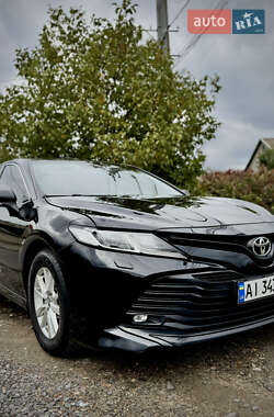 Седан Toyota Camry 2018 в Одессе
