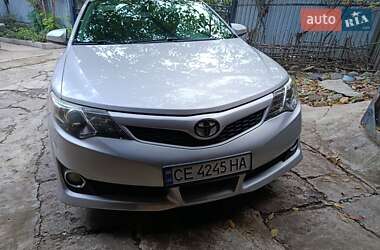 Седан Toyota Camry 2012 в Чернівцях