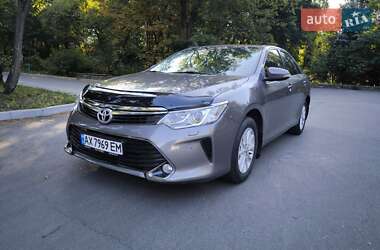 Toyota Camry 2016
