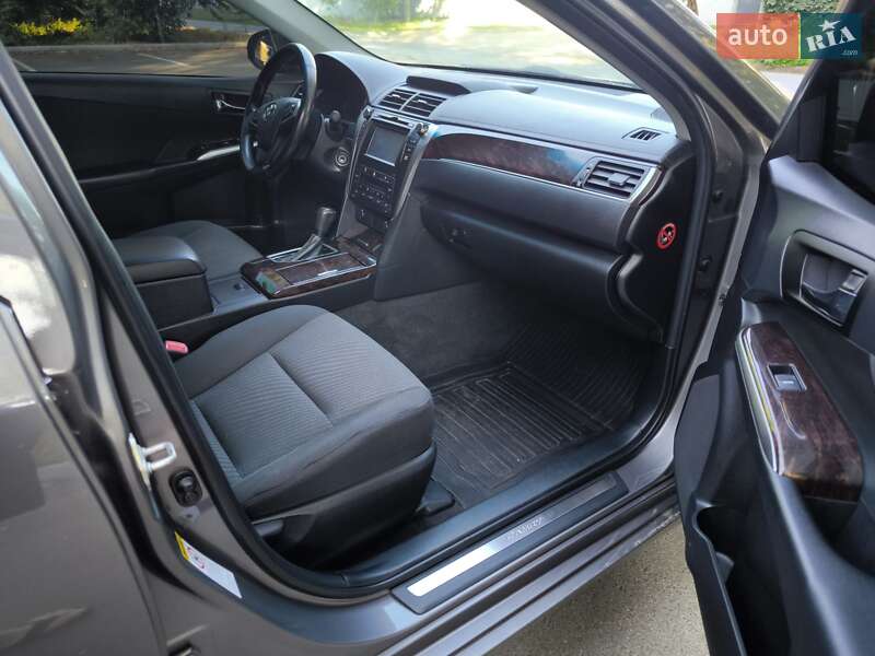 Седан Toyota Camry 2016 в Києві фото 10 Седан Toyota Camry 2016 в Києві