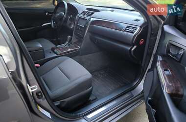 Седан Toyota Camry 2016 в 