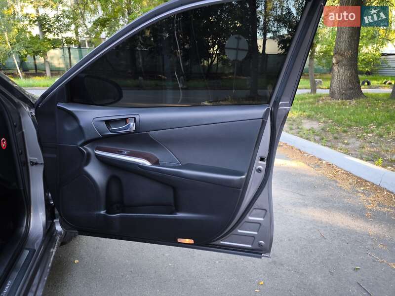 Седан Toyota Camry 2016 в Києві фото 16 Седан Toyota Camry 2016 в Києві