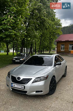 Седан Toyota Camry 2007 в 