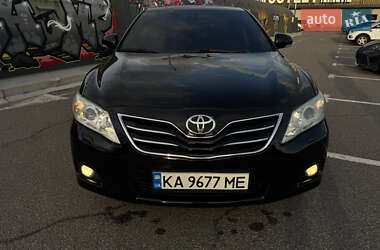 Седан Toyota Camry 2011 в 