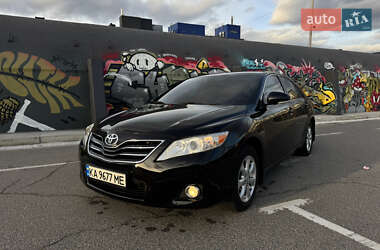 Toyota Camry 2011