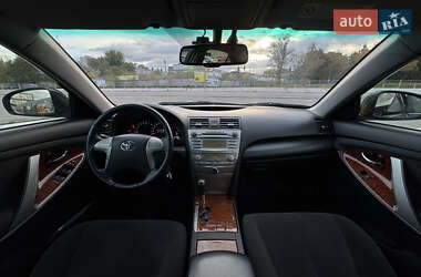 Седан Toyota Camry 2011 в 