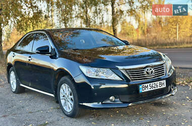 Седан Toyota Camry 2013 в Сумах