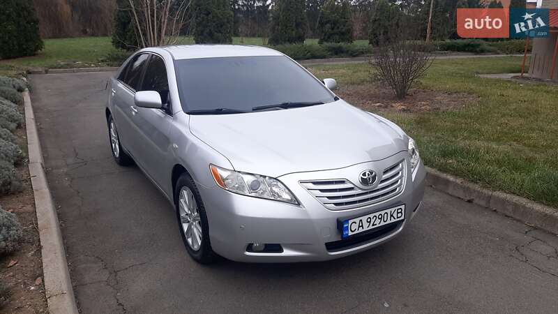 Седан Toyota Camry 2007 в Умани