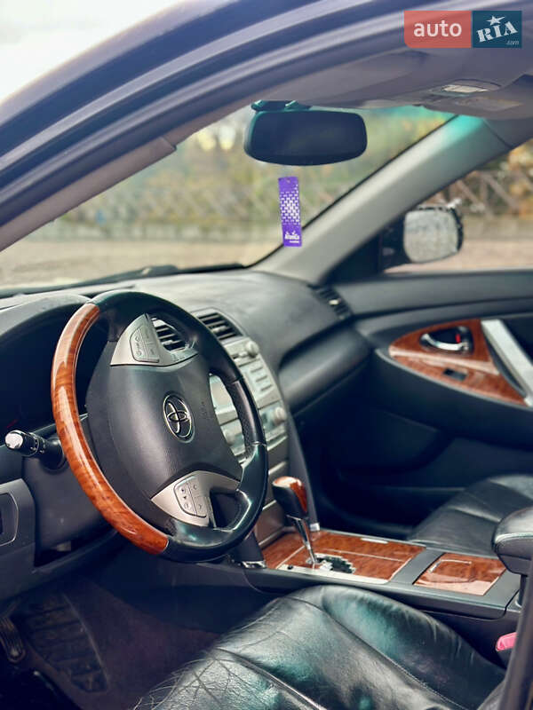 Седан Toyota Camry 2008 в Харькове