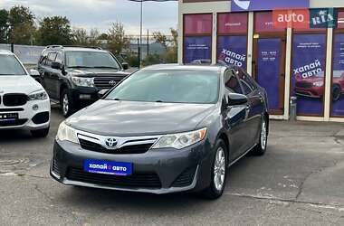 Седан Toyota Camry 2013 в Одессе