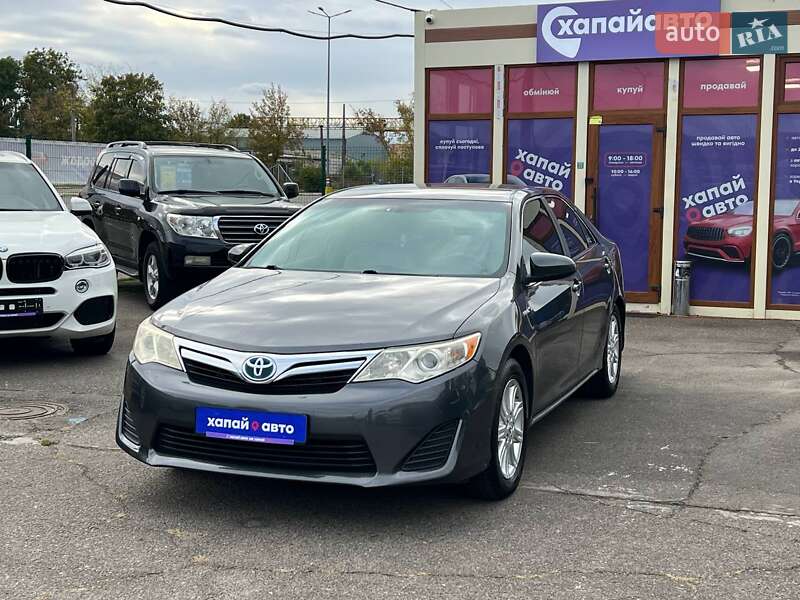 Toyota Camry 2013