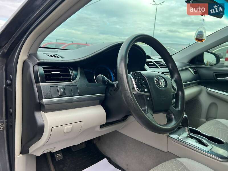 Седан Toyota Camry 2013 в Одесі