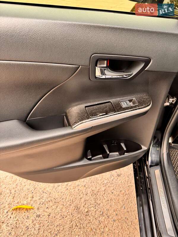 Седан Toyota Camry 2016 в Днепре фото 17 Седан Toyota Camry 2016 в Днепре