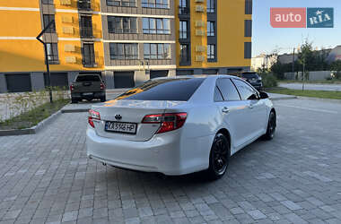 Седан Toyota Camry 2015 в 