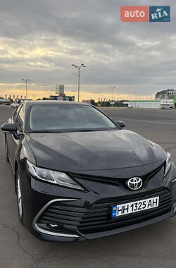 Седан Toyota Camry 2021 в Одессе