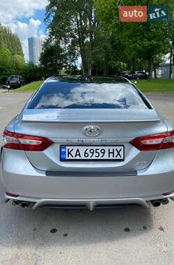 Седан Toyota Camry 2020 в 