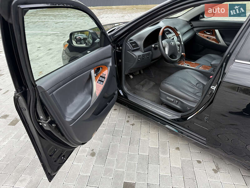 Седан Toyota Camry 2008 в Кременце фото 32 Седан Toyota Camry 2008 в Кременце