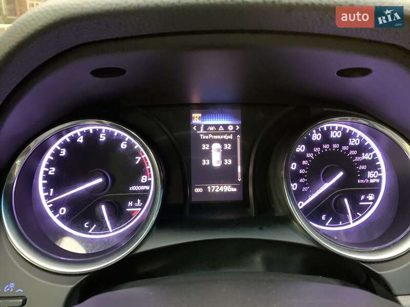 Седан Toyota Camry 2018 в Одессе