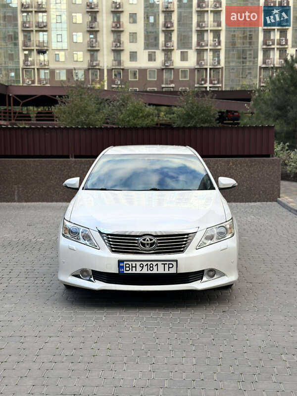 Седан Toyota Camry 2012 в Одессе