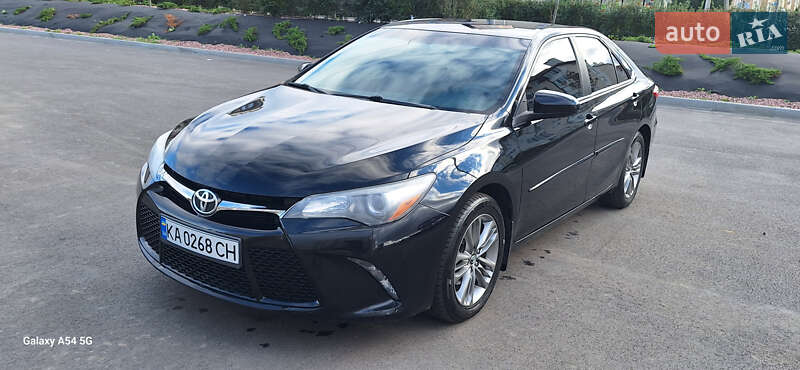 Toyota Camry 2017