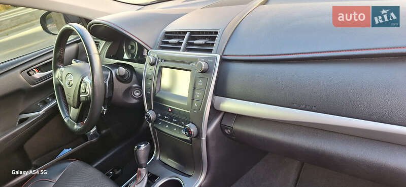 Седан Toyota Camry 2017 в Киеве фото 64 Седан Toyota Camry 2017 в Киеве