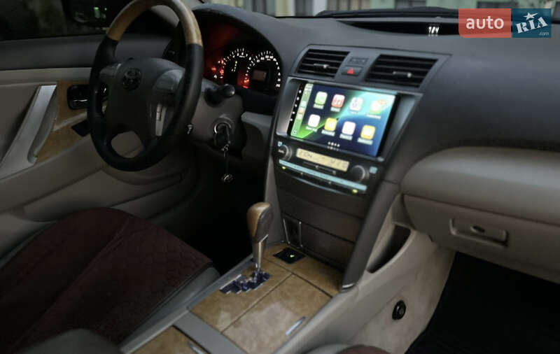 Седан Toyota Camry 2006 в Славуті