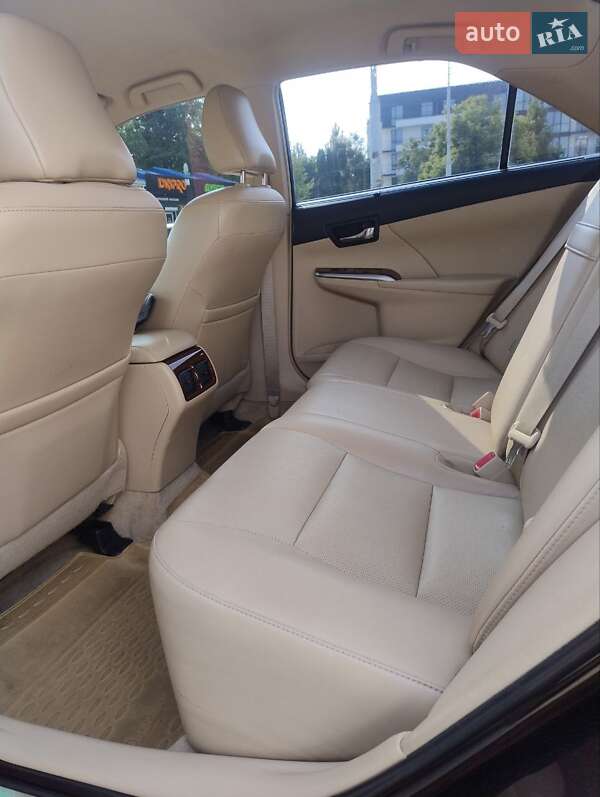 Седан Toyota Camry 2012 в Луцке фото 20 Седан Toyota Camry 2012 в Луцке