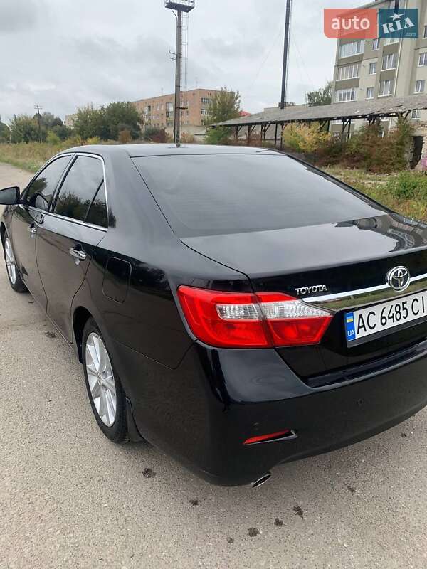 Седан Toyota Camry 2012 в Луцке фото 8 Седан Toyota Camry 2012 в Луцке