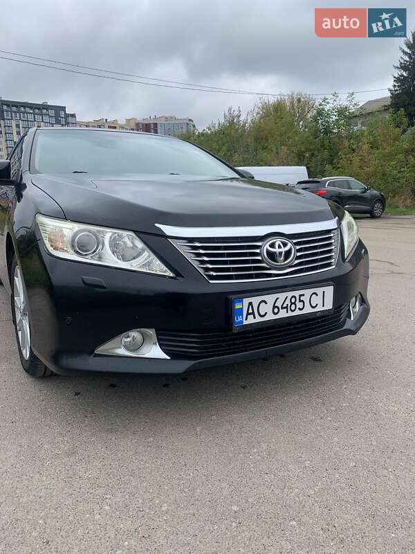 Седан Toyota Camry 2012 в Луцке фото 12 Седан Toyota Camry 2012 в Луцке