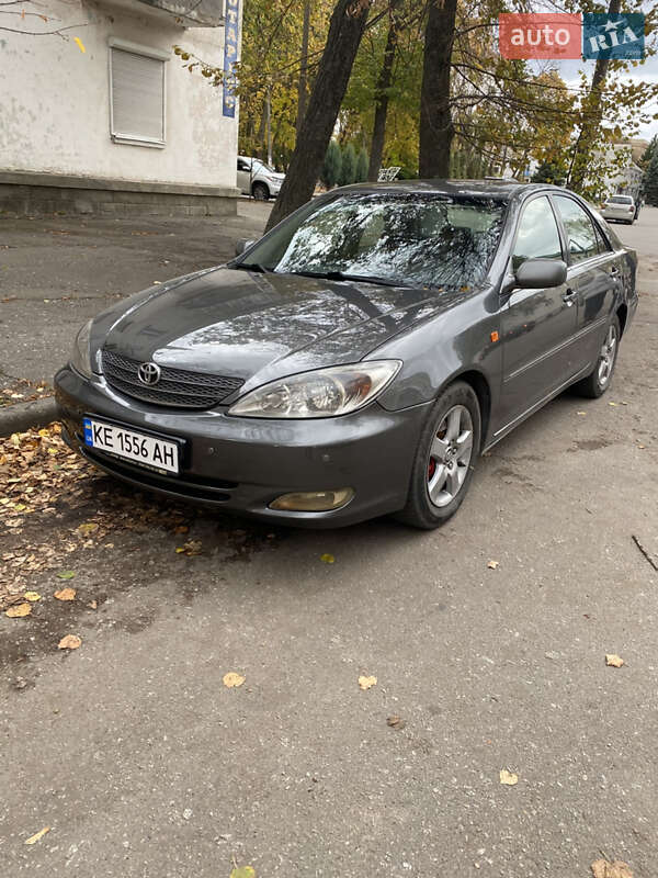 Седан Toyota Camry 2002 в Лозовій фото Седан Toyota Camry 2002 в Лозовій