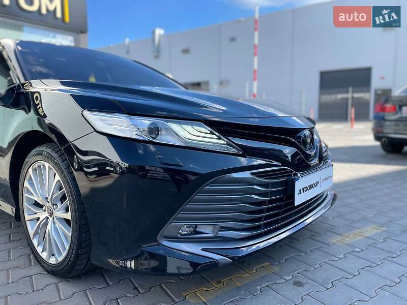 Седан Toyota Camry 2019 в Одесі