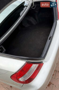 Седан Toyota Camry 2004 в  фото 20 Седан Toyota Camry 2004 в