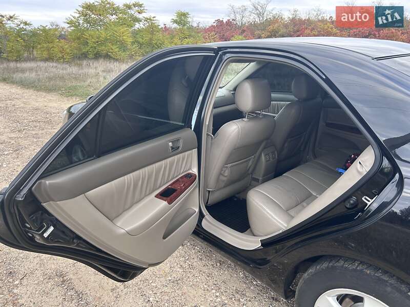 Седан Toyota Camry 2006 в Рені