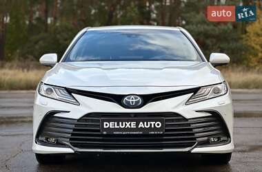 Toyota Camry 2021