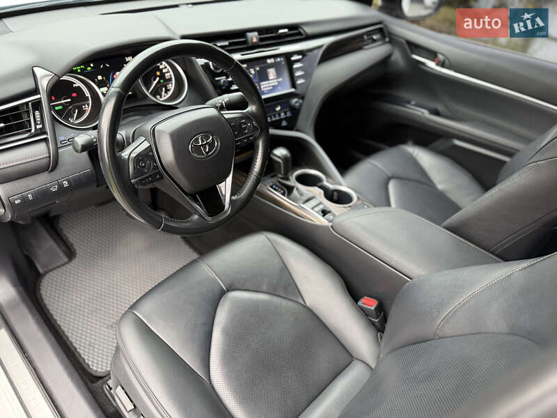 Седан Toyota Camry 2020 в Дніпрі фото 2 Седан Toyota Camry 2020 в Дніпрі
