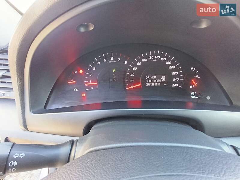 Седан Toyota Camry 2008 в Кропивницком