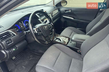 Седан Toyota Camry 2015 в 