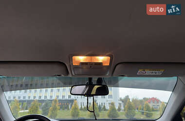 Седан Toyota Camry 2015 в 