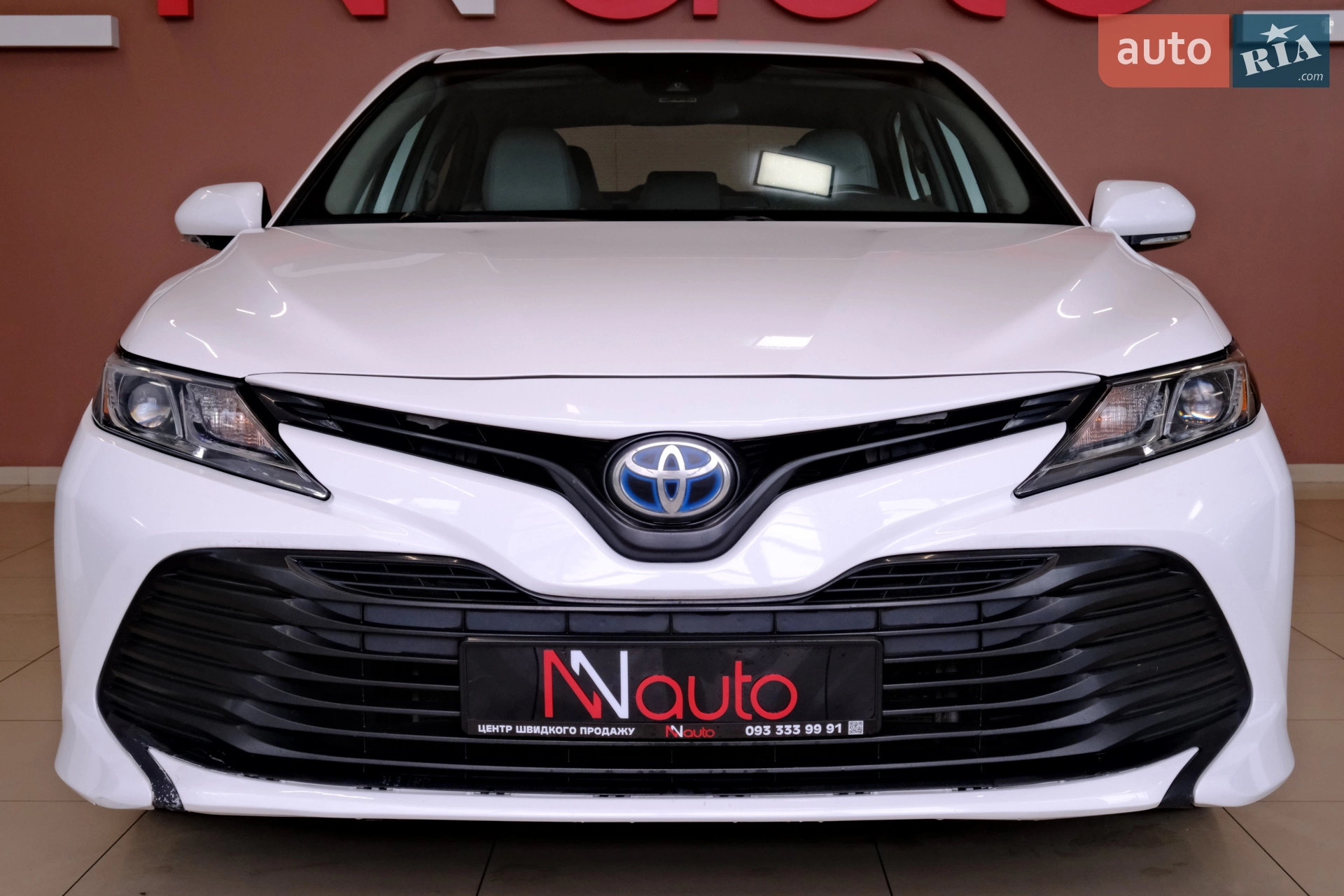 2019 Toyota Camry - мініатюра 2