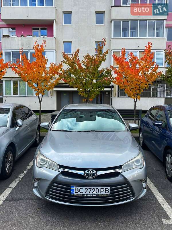 Седан Toyota Camry 2014 в Львове