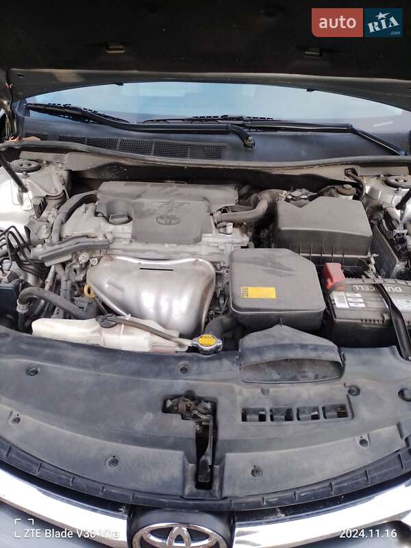 Седан Toyota Camry 2014 в Львове