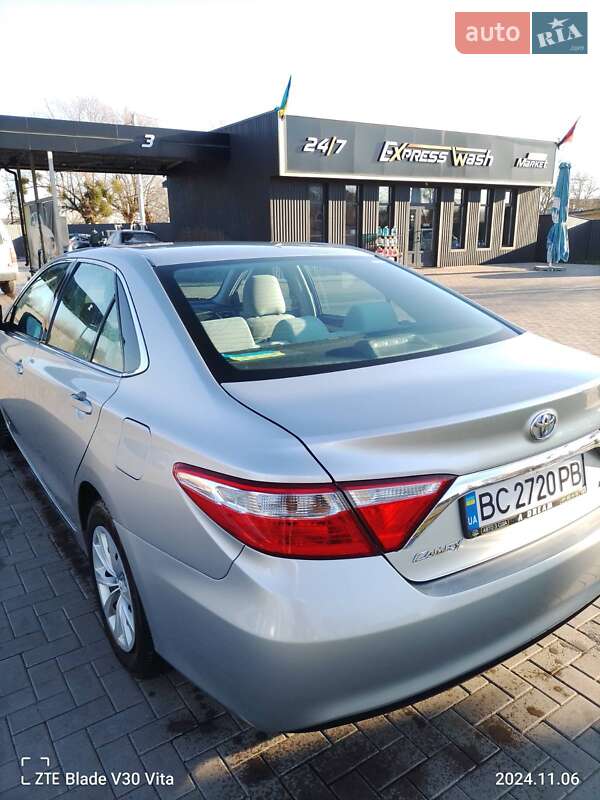 Седан Toyota Camry 2014 в Львове