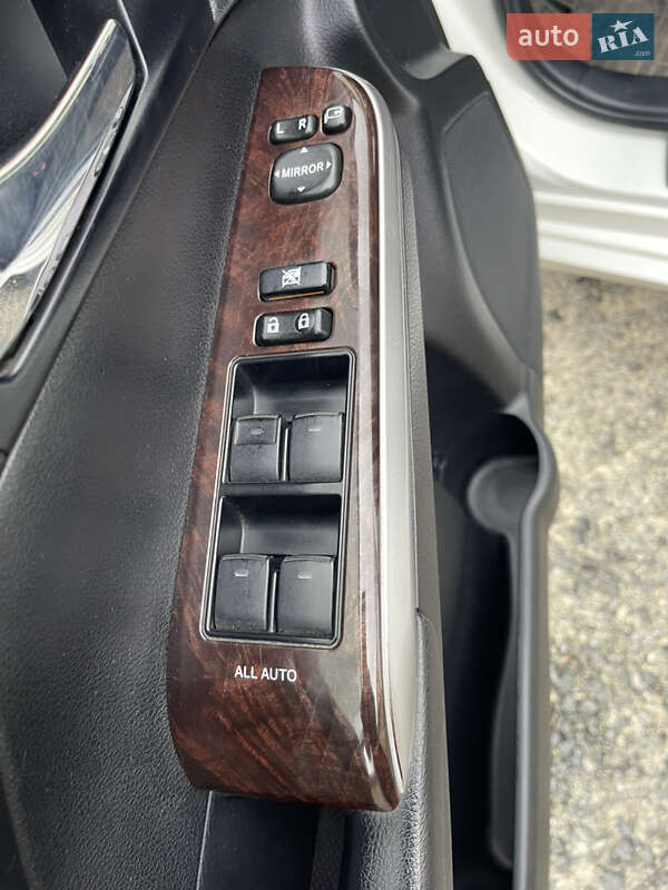 Седан Toyota Camry 2015 в Одессе