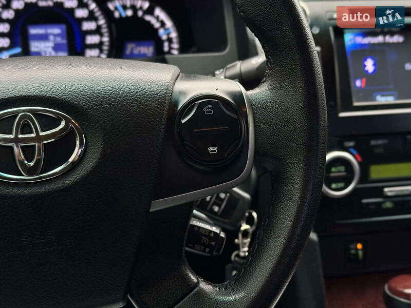 Седан Toyota Camry 2012 в Киеве фото 30 Седан Toyota Camry 2012 в Киеве
