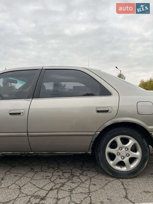 Седан Toyota Camry 1998 в Бердичеве фото 5 Седан Toyota Camry 1998 в Бердичеве