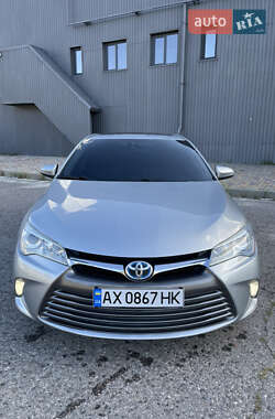 Седан Toyota Camry 2015 в Харькове