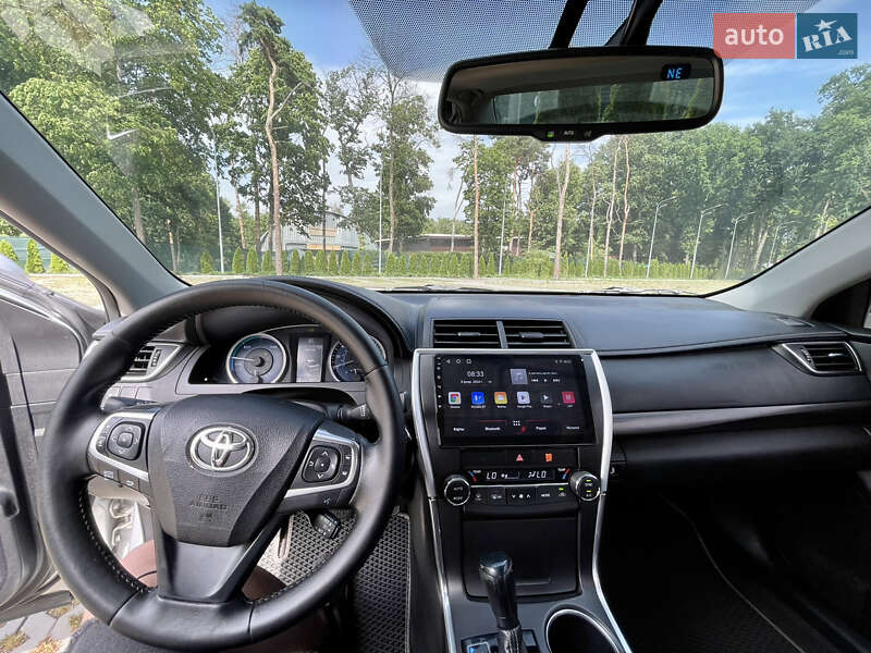 Седан Toyota Camry 2015 в Харькове