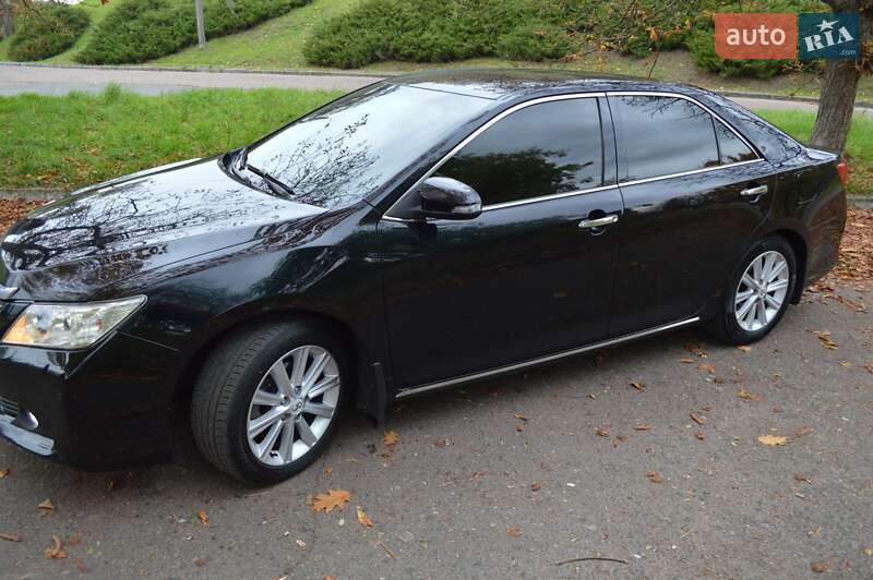 Седан Toyota Camry 2012 в Києві фото 5 Седан Toyota Camry 2012 в Києві